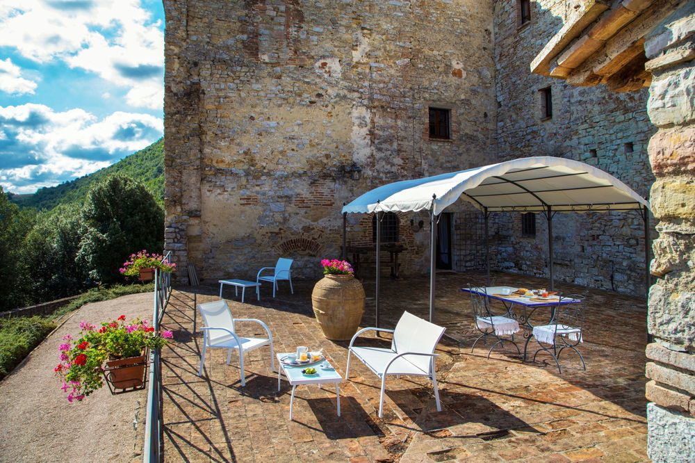 Aparthotel Castello Valenzino Pierantonio Zewnętrze zdjęcie