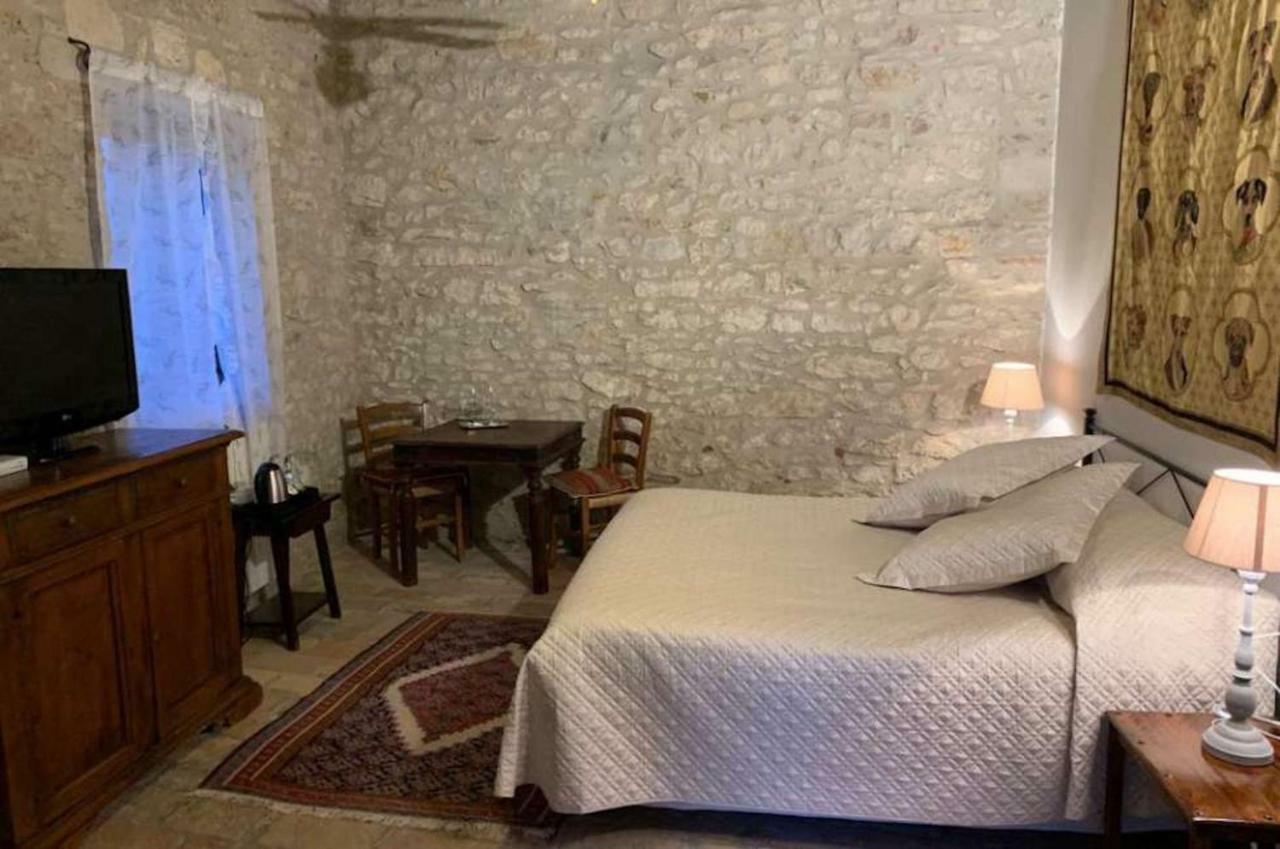 Aparthotel Castello Valenzino Pierantonio Zewnętrze zdjęcie